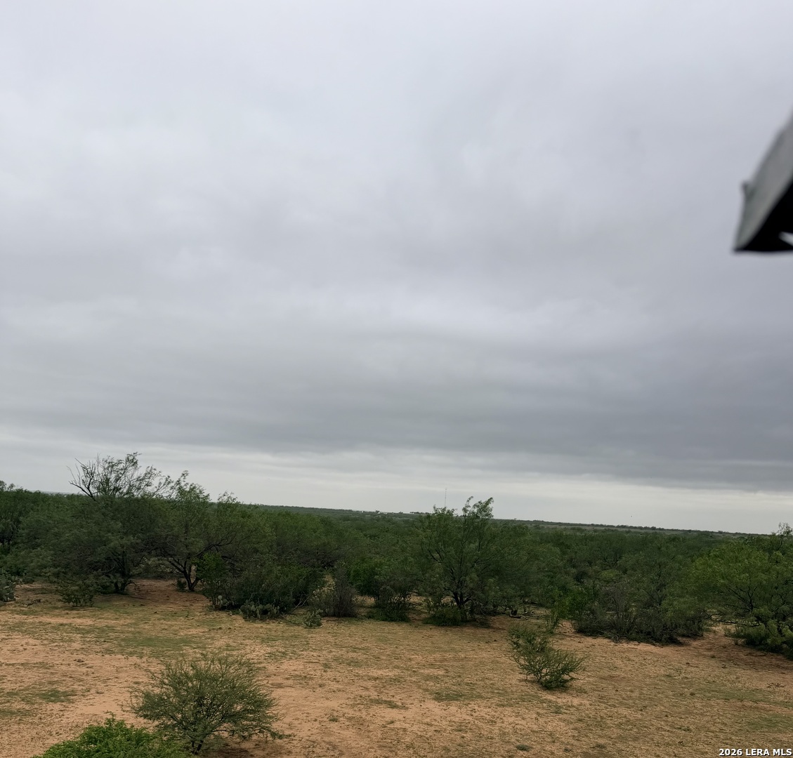 87 Quinney Carrizo Springs TX 78834