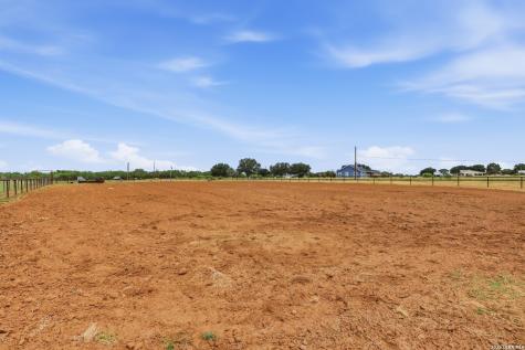 10085 Fm 775 La Vernia TX 78121