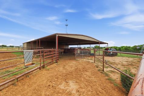10085 Fm 775 La Vernia TX 78121
