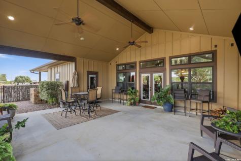 10085 Fm 775 La Vernia TX 78121