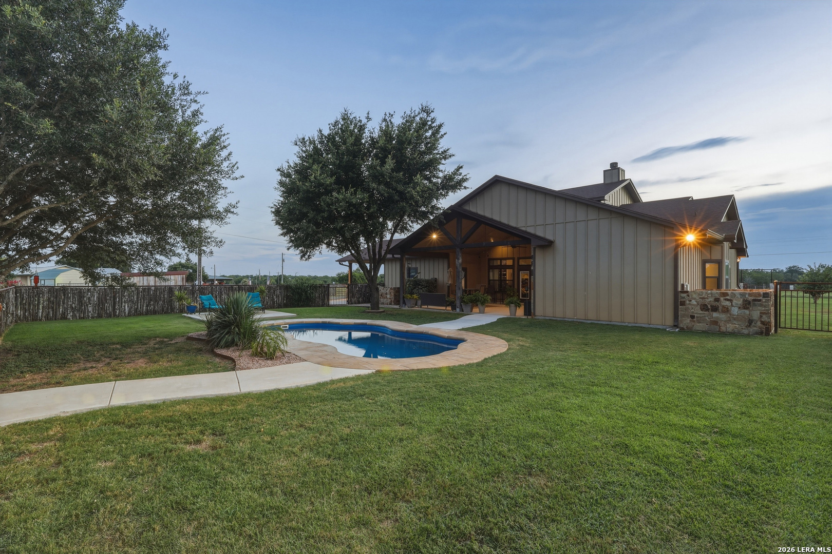 10085 Fm 775 La Vernia TX 78121