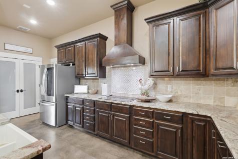 10085 Fm 775 La Vernia TX 78121