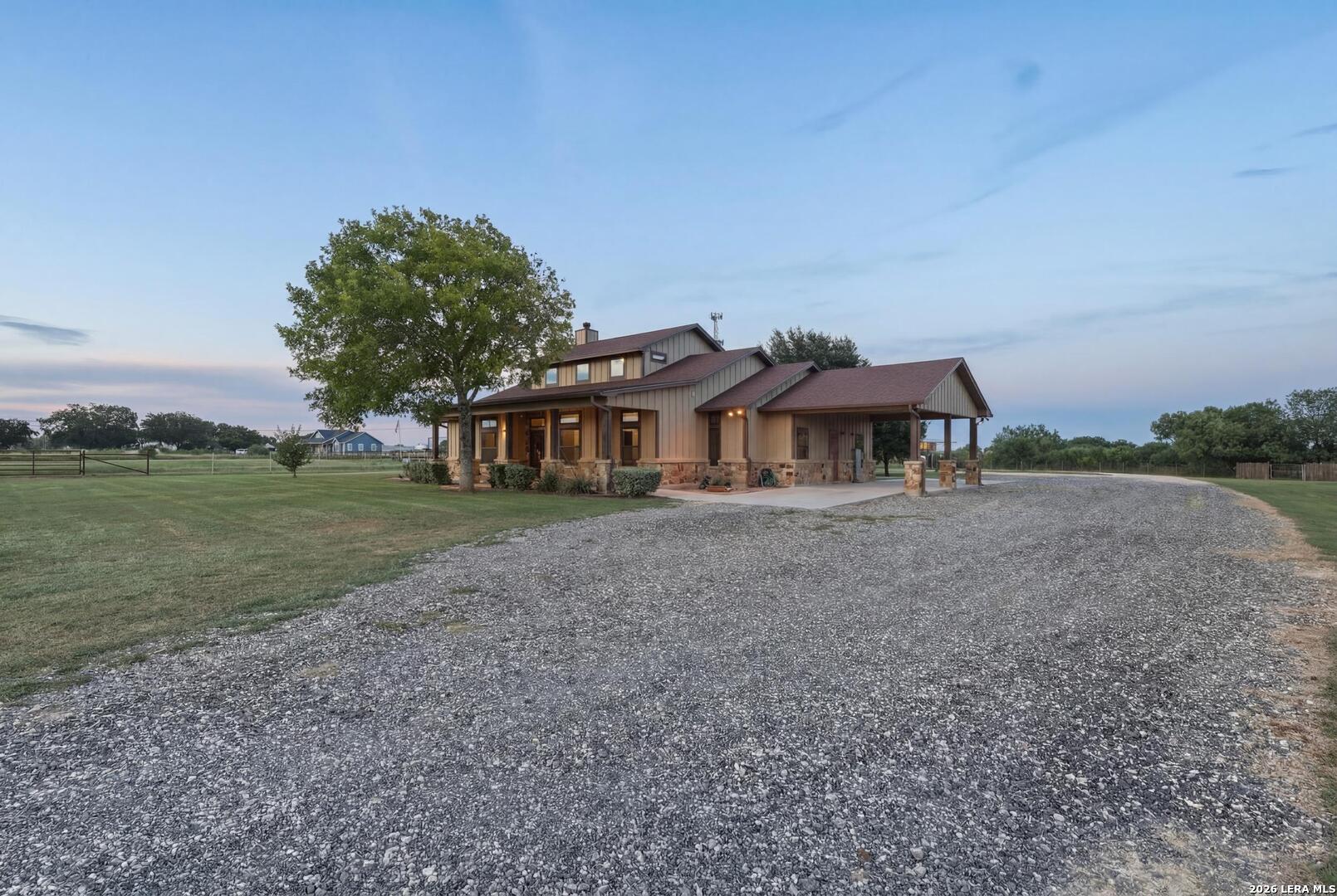 10085 Fm 775 La Vernia TX 78121