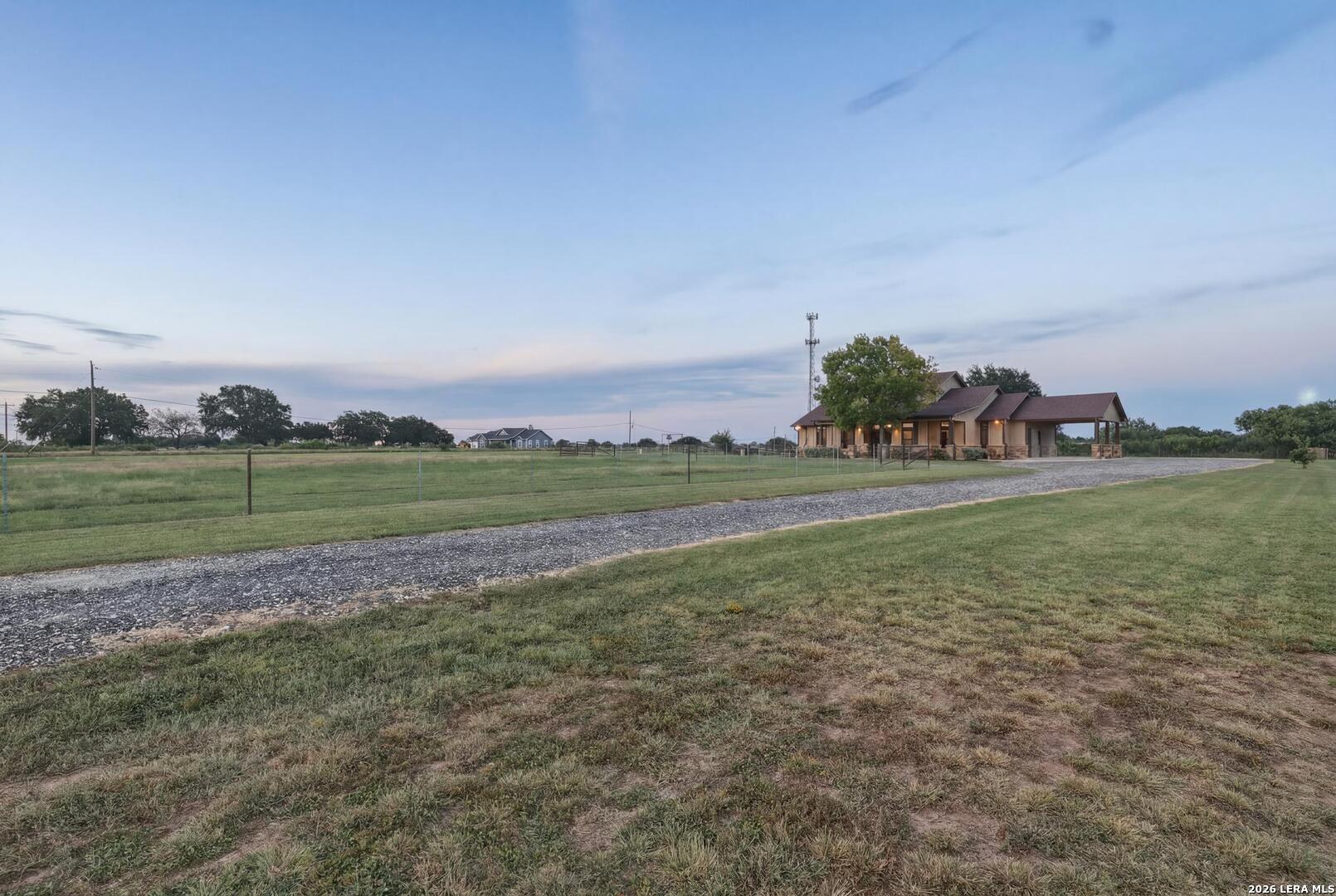 10085 Fm 775 La Vernia TX 78121