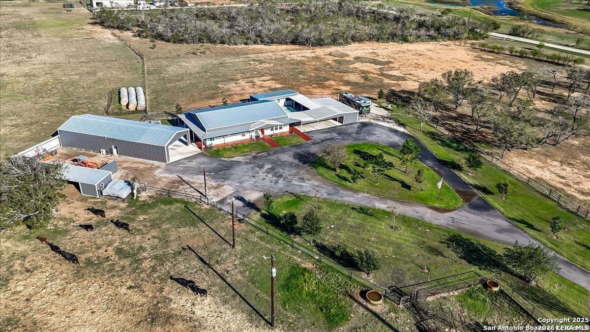 6653 Fm 539 Floresville TX 78114