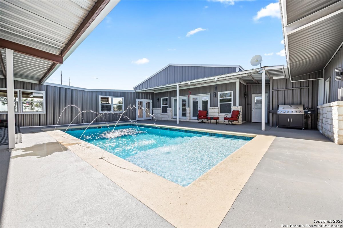 6653 Fm 539 Floresville TX 78114