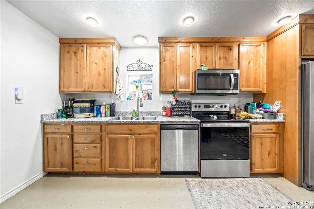 6653 Fm 539 Floresville TX 78114