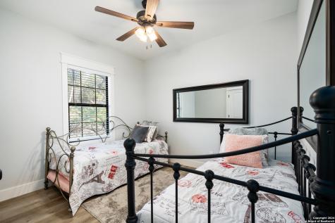 109 Waring Welfare Boerne TX 78015