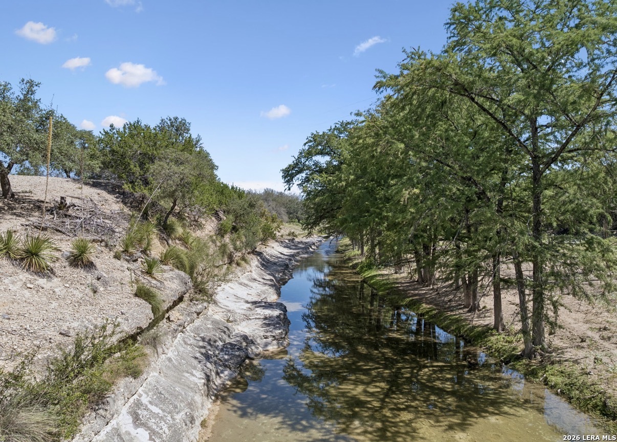 149 Bloodhound Trail Sisterdale TX 78006