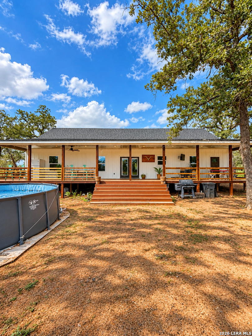 1410 W County Road 109 Leesville TX 78122