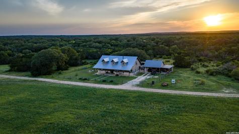 250 County Road 241 Hondo TX 78861