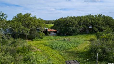 250 County Road 241 Hondo TX 78861