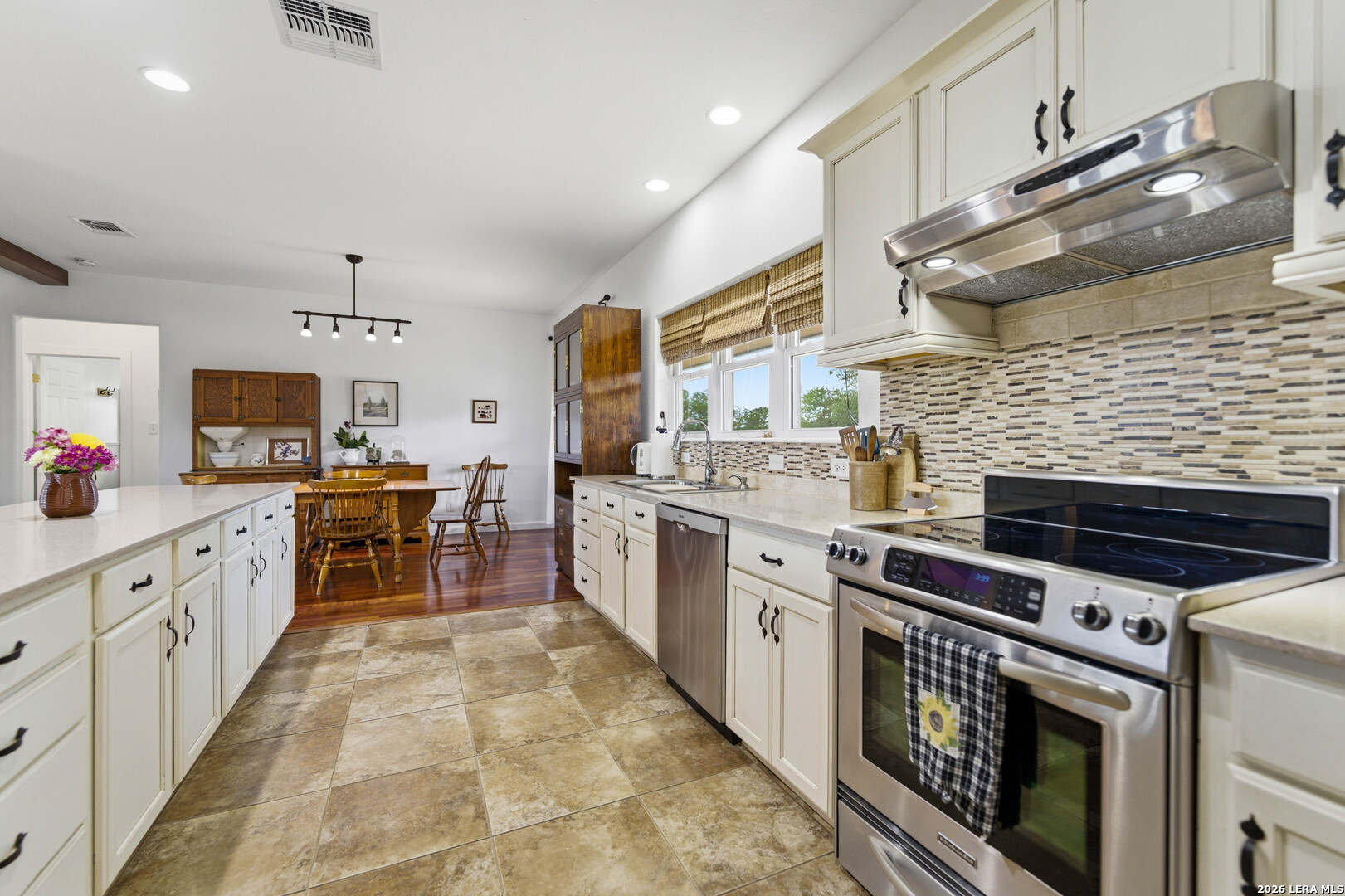 250 County Road 241 Hondo TX 78861