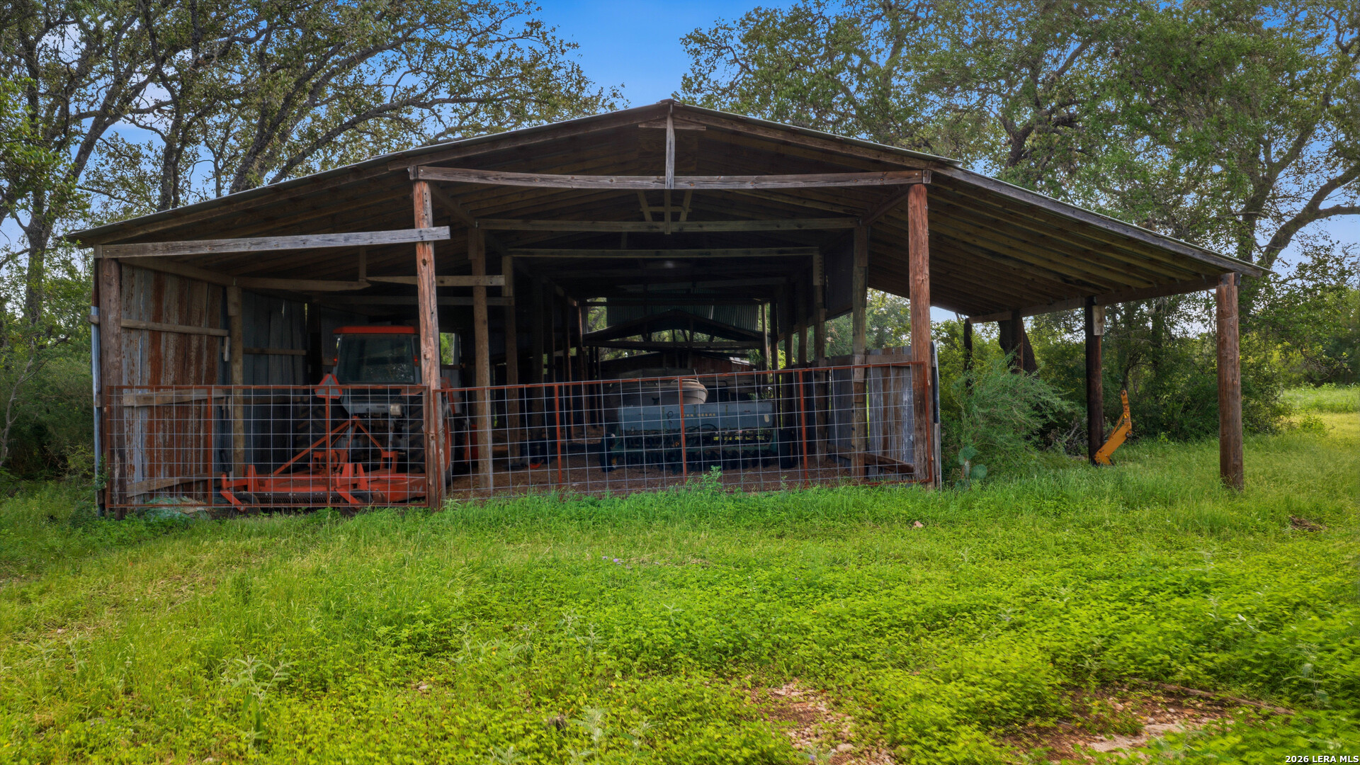 250 County Road 241 Hondo TX 78861