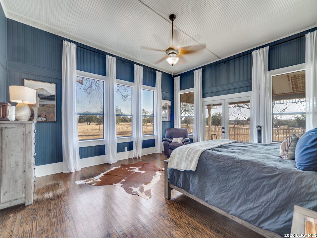 121A Bartel Comfort TX 78013