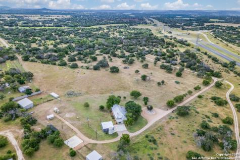 121A Bartel Comfort TX 78013