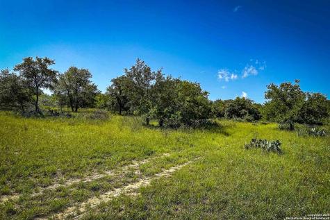 000 Fm 1303 Floresville TX 78114