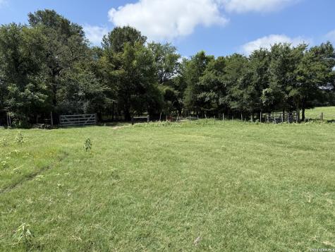 14 County Road 273 Bremond TX 76629