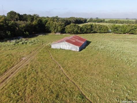 14 County Road 273 Bremond TX 76629