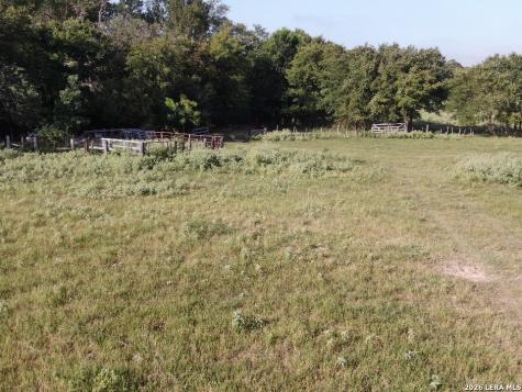 14 County Road 273 Bremond TX 76629