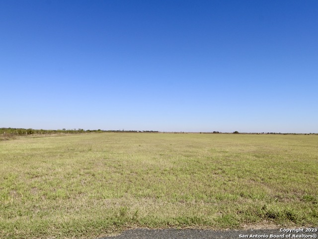 00 County Road 5717 Devine TX 78016
