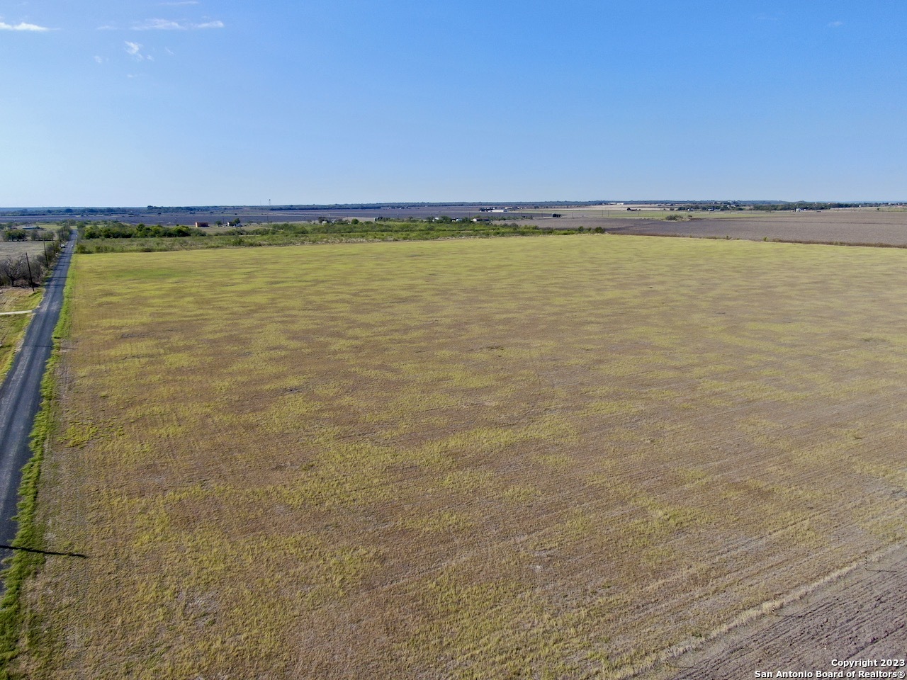 00 County Road 5717 Devine TX 78016