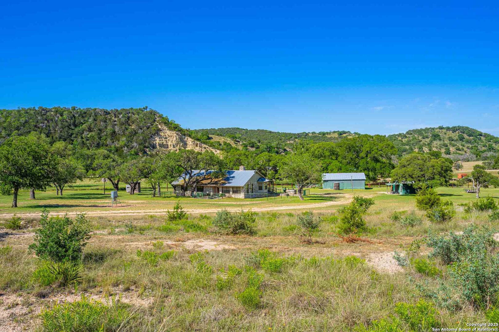 171 Flach Road Comfort TX 78013