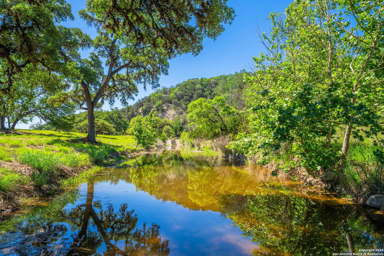 171 Flach Road Comfort TX 78013