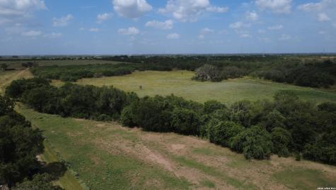 3558 Fm 536 Floresville TX 78114