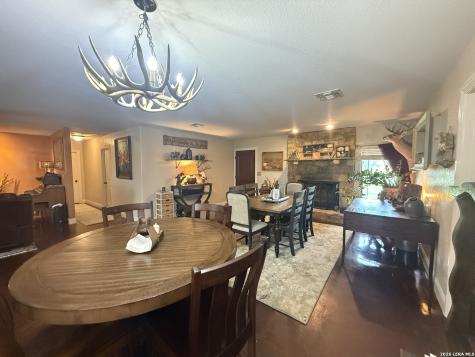 3558 Fm 536 Floresville TX 78114