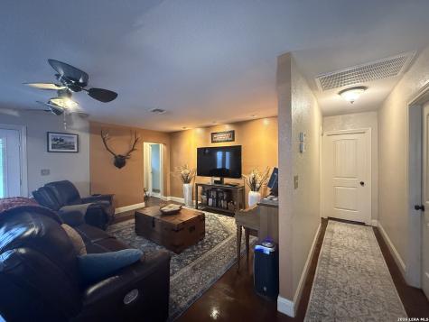 3558 Fm 536 Floresville TX 78114