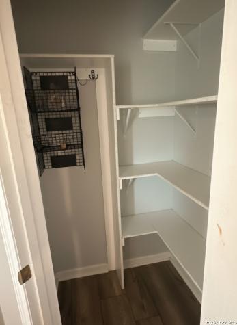 910 Pr 6255 Hobson TX 78117