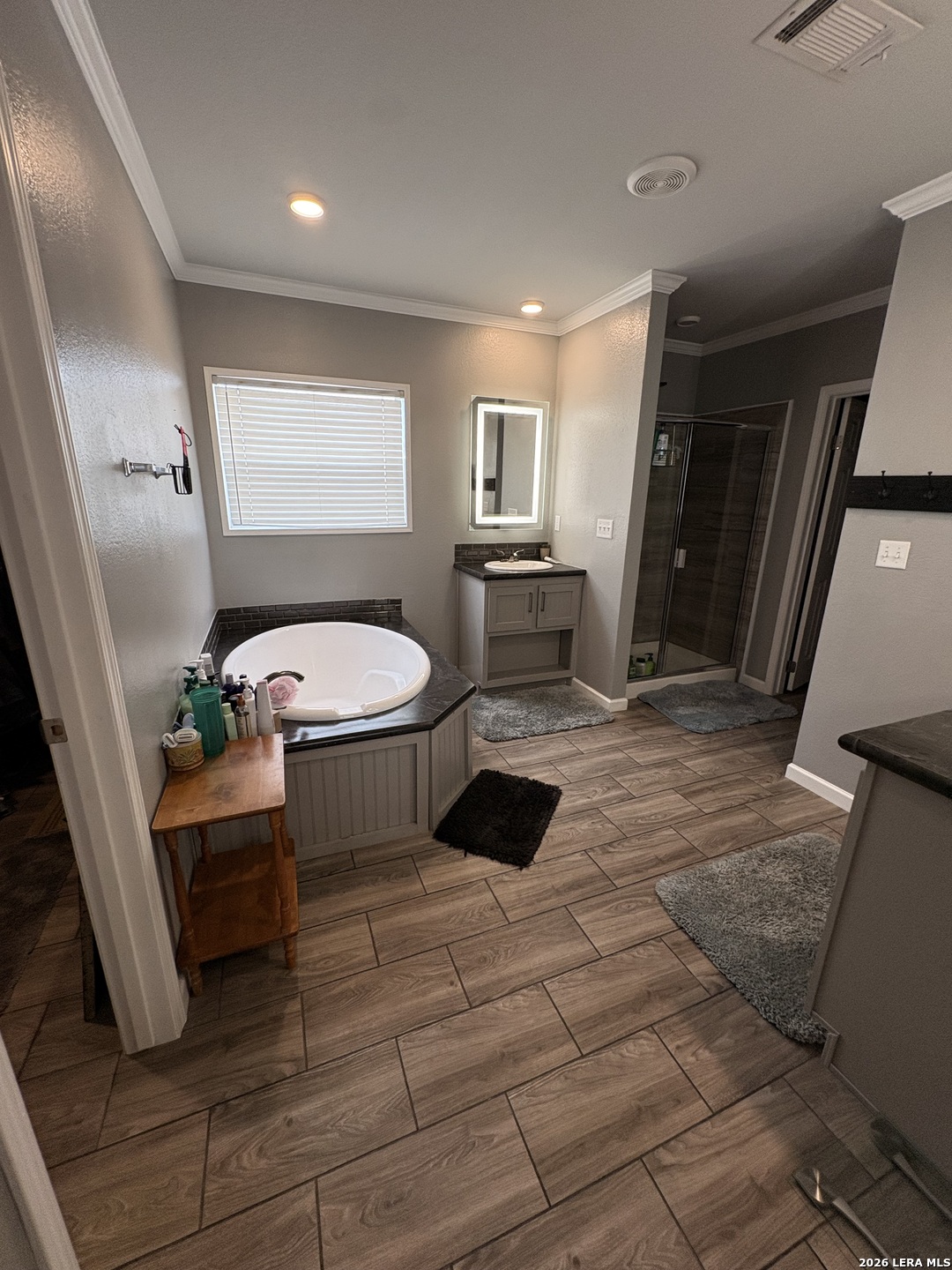 910 Pr 6255 Hobson TX 78117