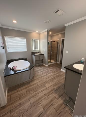 910 Pr 6255 Hobson TX 78117