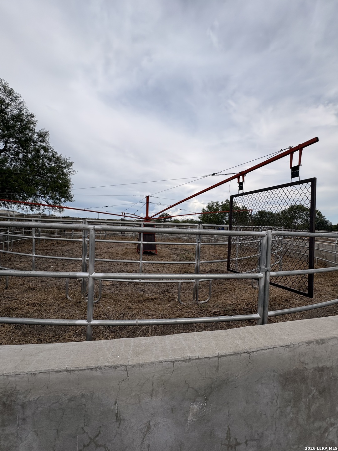 910 Pr 6255 Hobson TX 78117