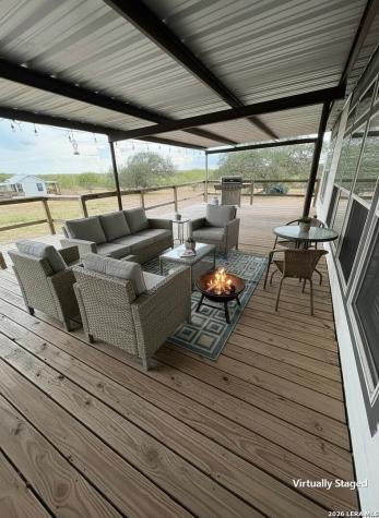 910 Pr 6255 Hobson TX 78117