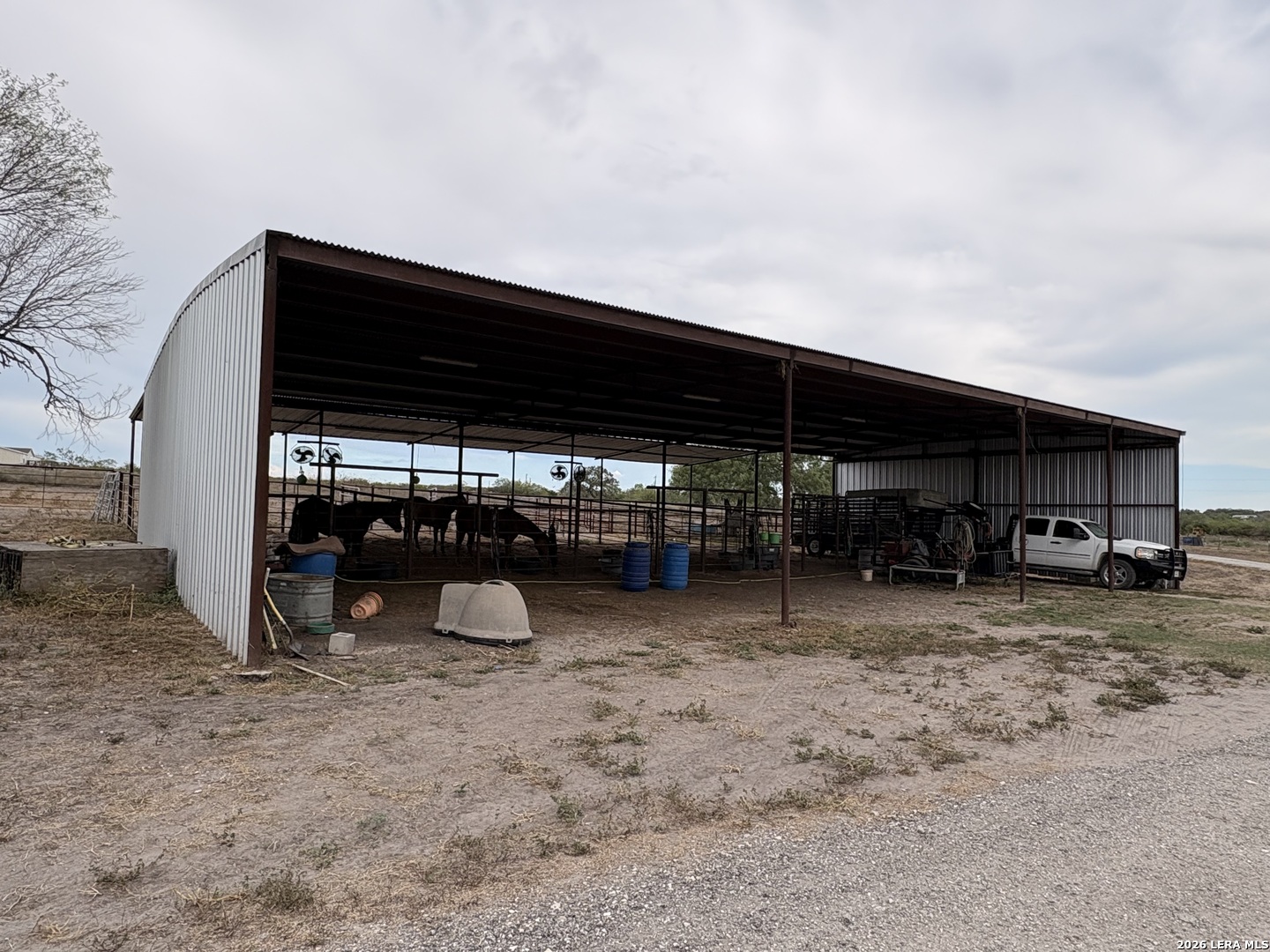 910 Pr 6255 Hobson TX 78117