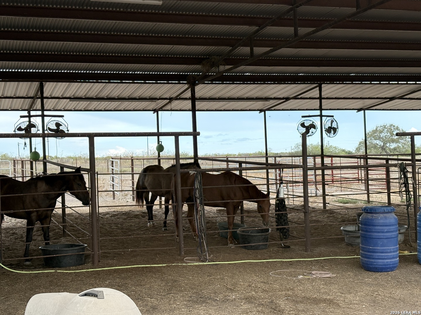 910 Pr 6255 Hobson TX 78117