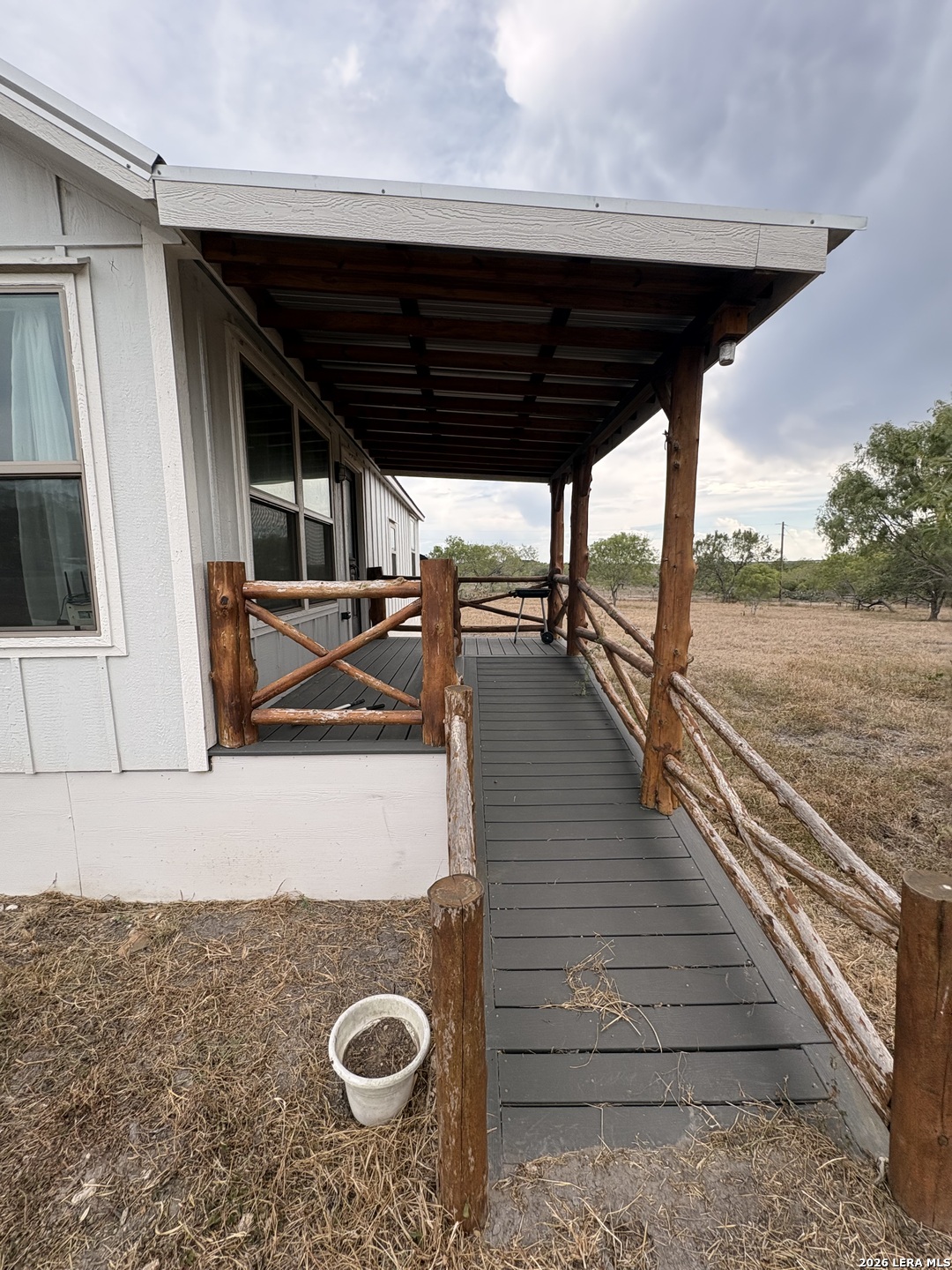 910 Pr 6255 Hobson TX 78117
