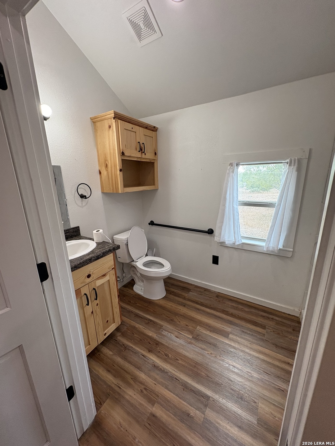 910 Pr 6255 Hobson TX 78117