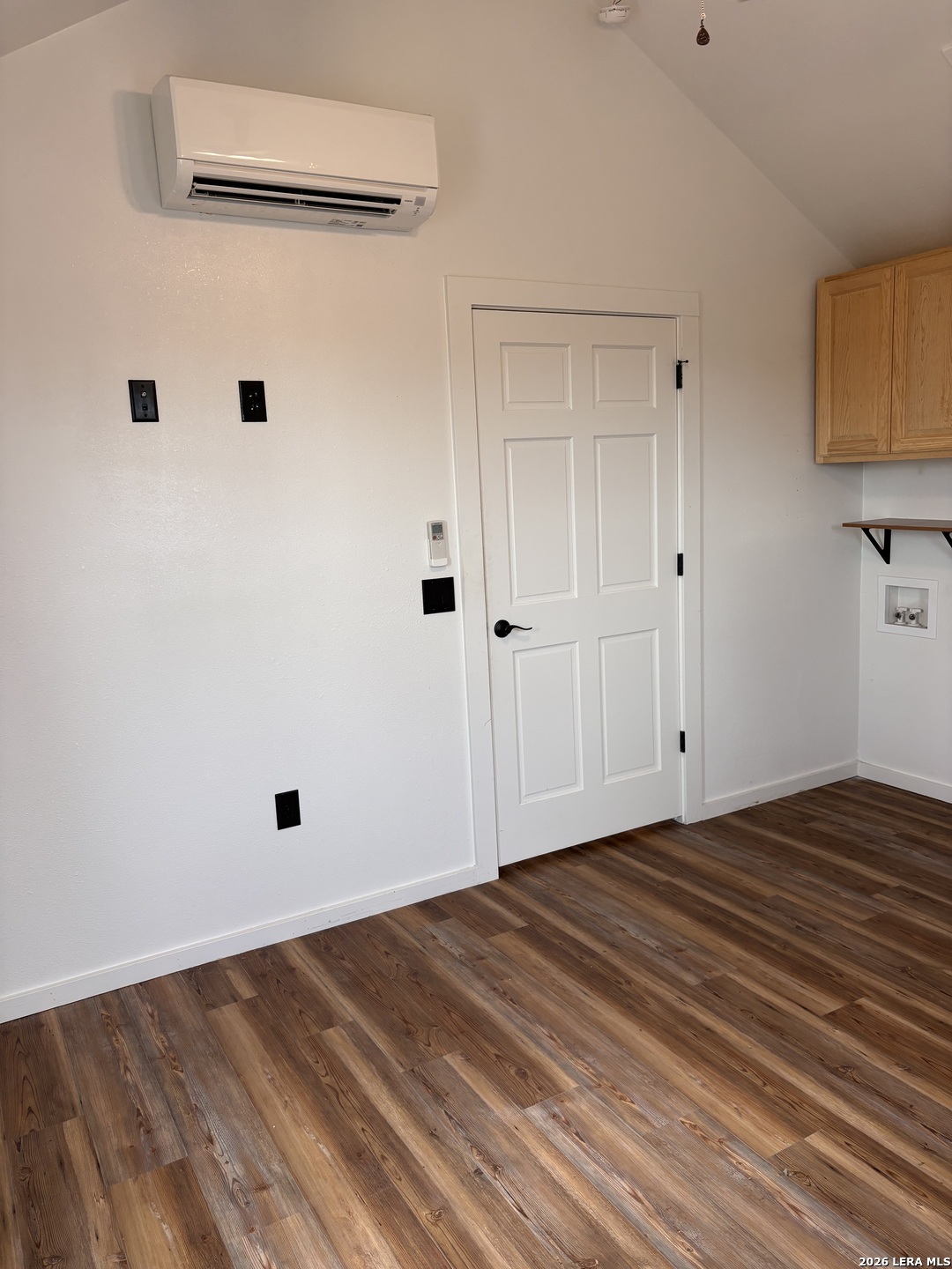 910 Pr 6255 Hobson TX 78117