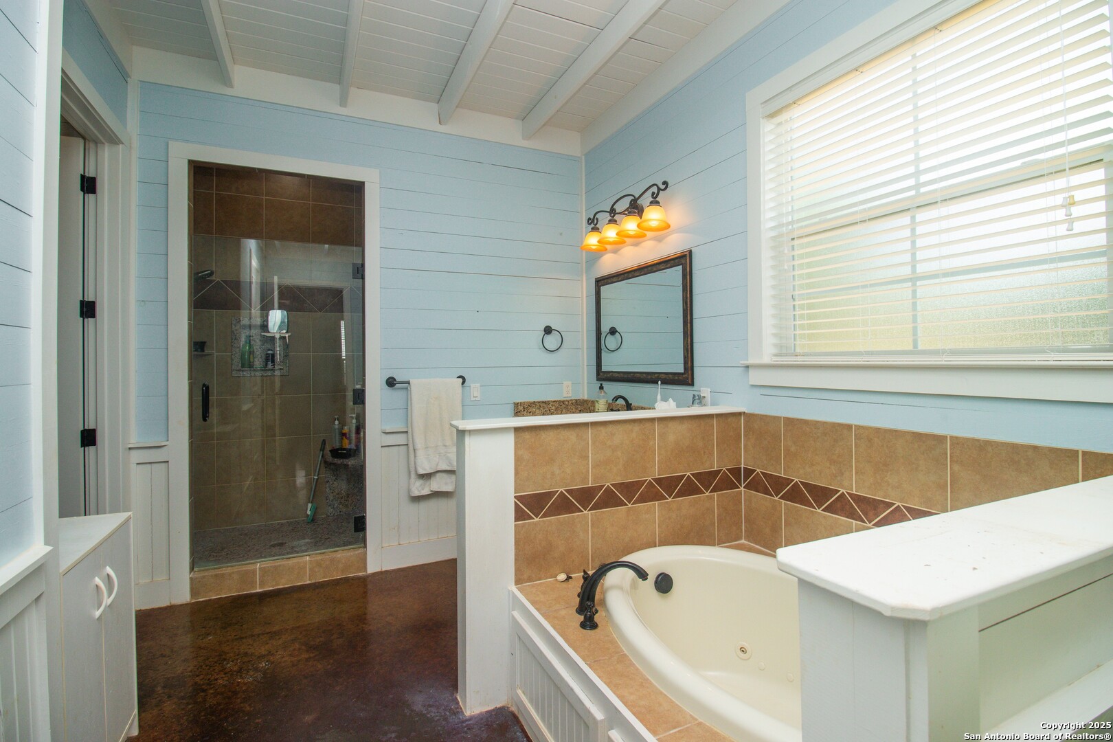 4237 County Road 330 Burnet TX 78611