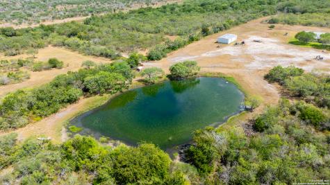 000 County Road 332 Runge TX 78151