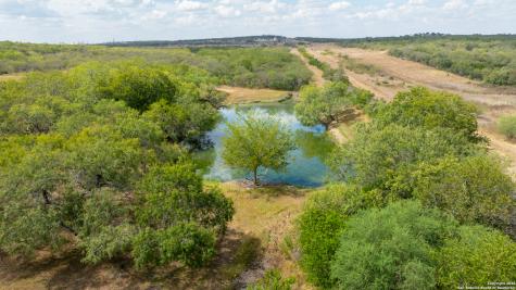 000 County Road 332 Runge TX 78151