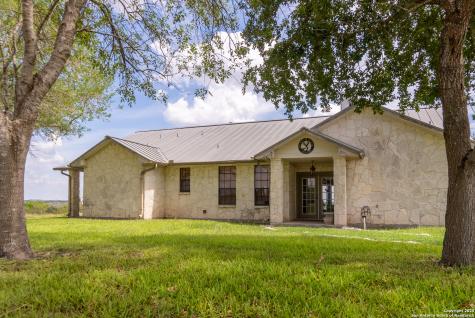 000 County Road 332 Runge TX 78151
