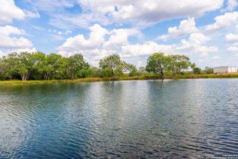 000 County Road 332 Runge TX 78151