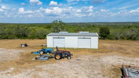 000 County Road 332 Runge TX 78151
