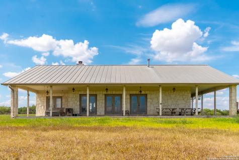 000 County Road 332 Runge TX 78151