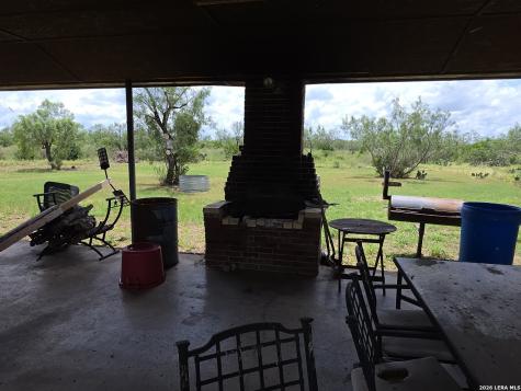 3665 Pvt Road 5500 Uvalde TX 78801