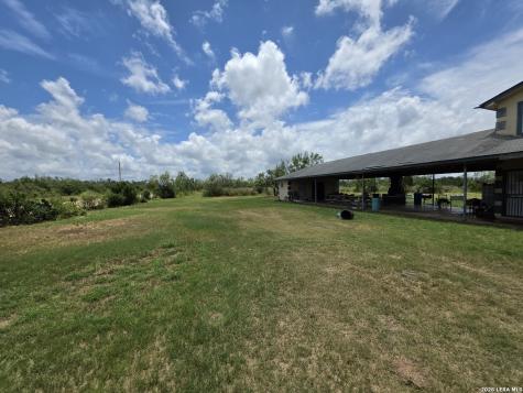 3665 Pvt Road 5500 Uvalde TX 78801